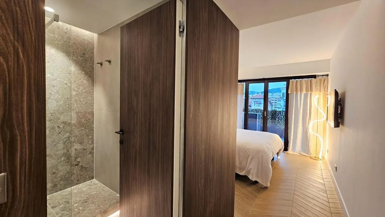 Cannes Banane 3 Pieces Renove Tout Equipe Au Coeur De Cannes - Garage Prive Apartment